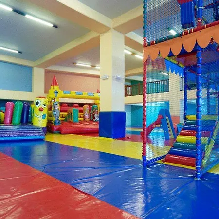 齐普利提斯全景套房酒店