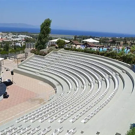 Kipriotis Panorama & Resort 5*