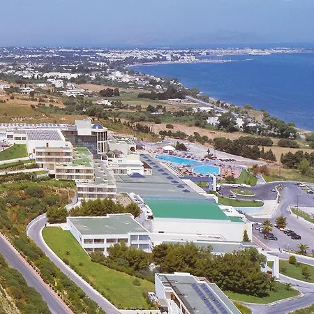 Üdülőközpont Kipriotis Panorama & 5*